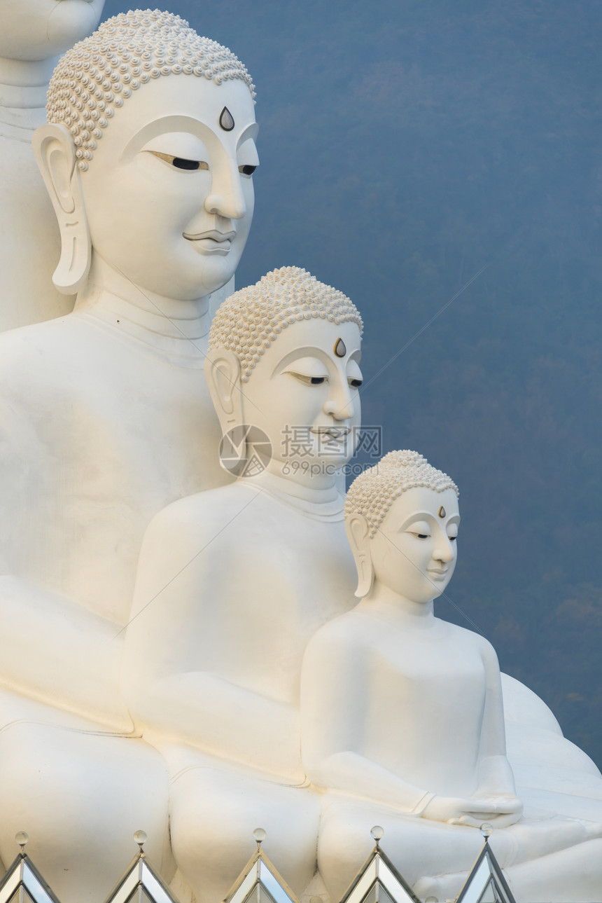 五尊佛像泰国瓦邦卡尤寺,图片