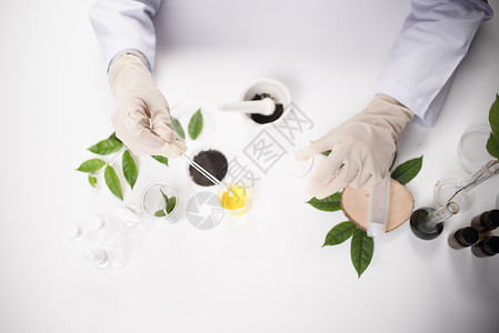 化学家可供替代的树叶芳香疗法高清图片