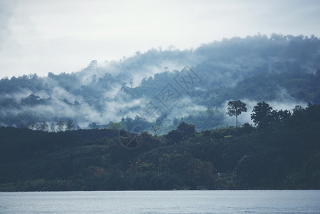 热带湖泊山脉,自然景观图片
