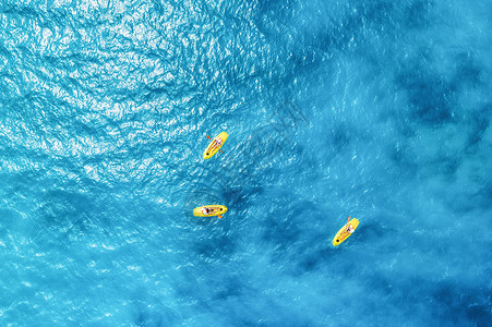 比利茨基蔚蓝假期海湾高清图片