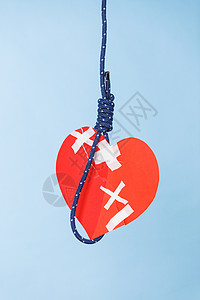 蓝色绳子绳子上的小红心形纸自,分手,糟糕的关系,的浪漫,心脏病学的自绳索上的心脏背景