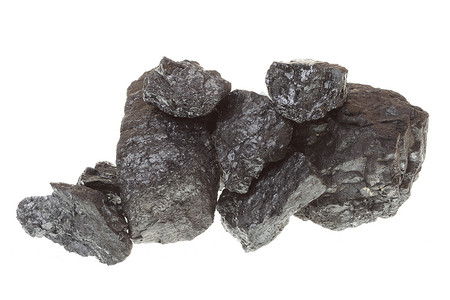 块状物白色背景上分离的煤块背景