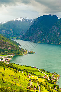 旅游旅行风景自然景观Stestein观点看风景如画的极光谷峡湾,挪威斯堪的纳维亚挪威峡湾极光谷的景色背景图片