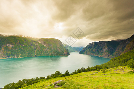 斯特加斯坦旅游旅行风景自然景观Stestein观点看风景如画的极光索格纳峡湾背景