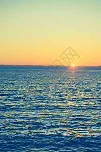 海上风景优美的日落日出自然风景,美丽的风景日落日出海上图片