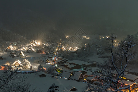 冬季景观的西拉卡瓦戈淡出与雪府楚布日本图片