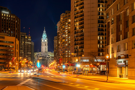 费城市政厅钟楼费城,宾夕法尼亚州,美国日落背景图片