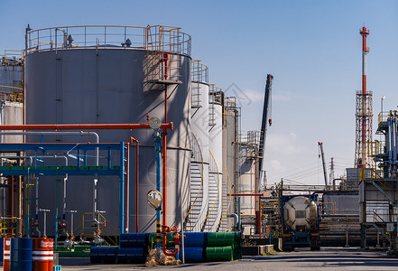 日本川崎石油化工厂管道结构高清图片