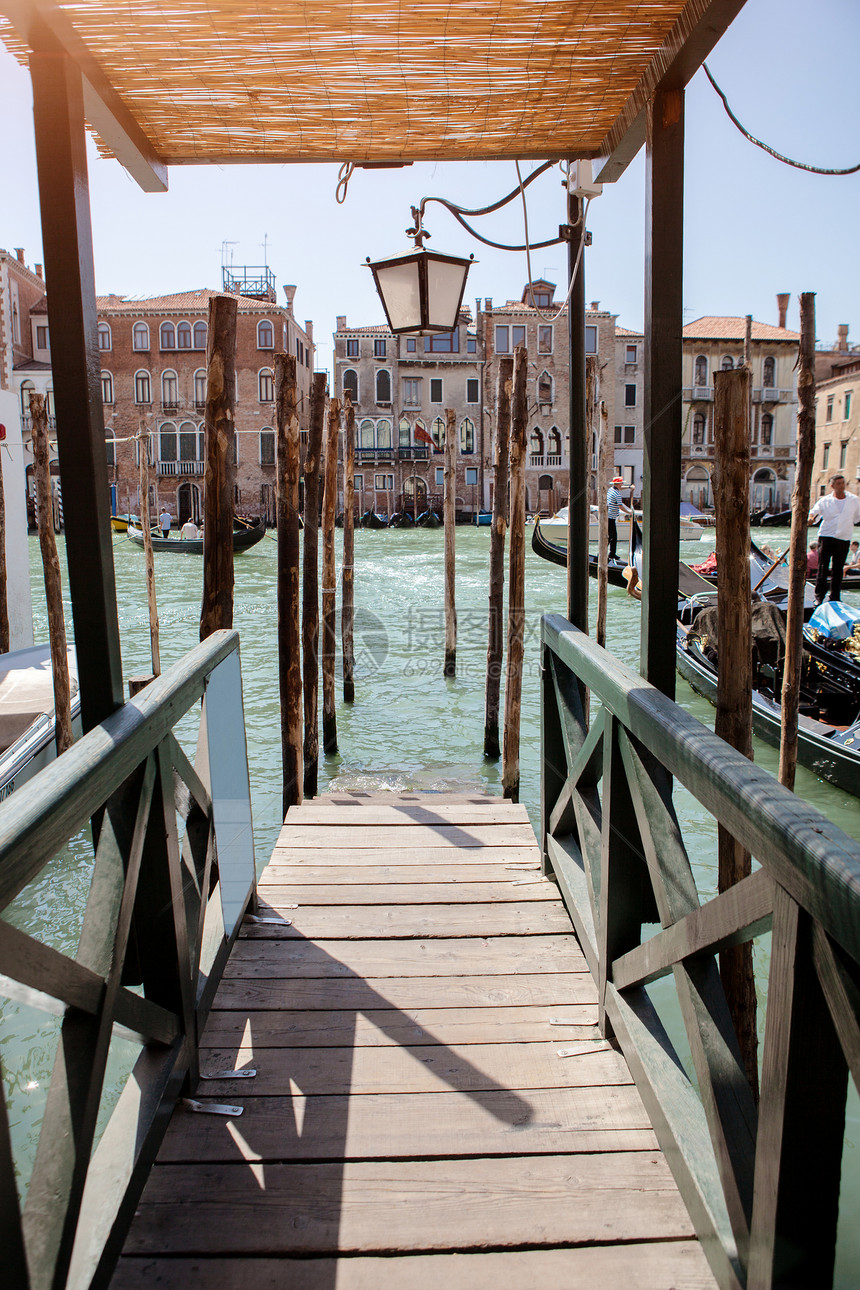 码头马可运河乔治马吉奥尔,威尼斯,意大利威尼斯的舷梯威尼斯运河的场景意大利图片