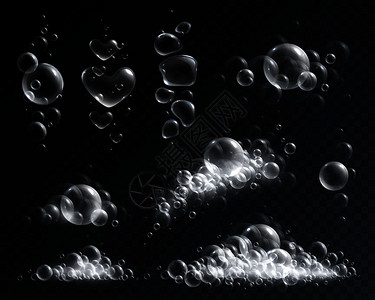 同形状的肥皂泡沫气泡透明背景矢量图上隔离肥皂泡沫套装图片