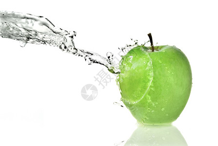 绿苹果上鲜水点滴图片