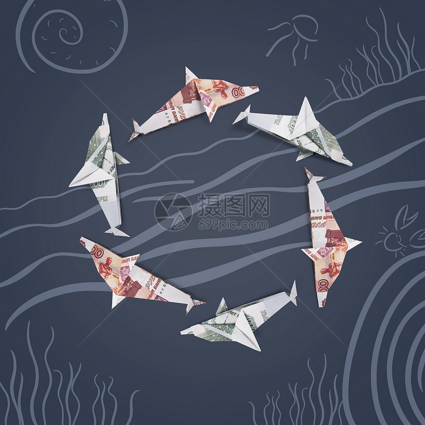 纸币海豚在海底背景里图片