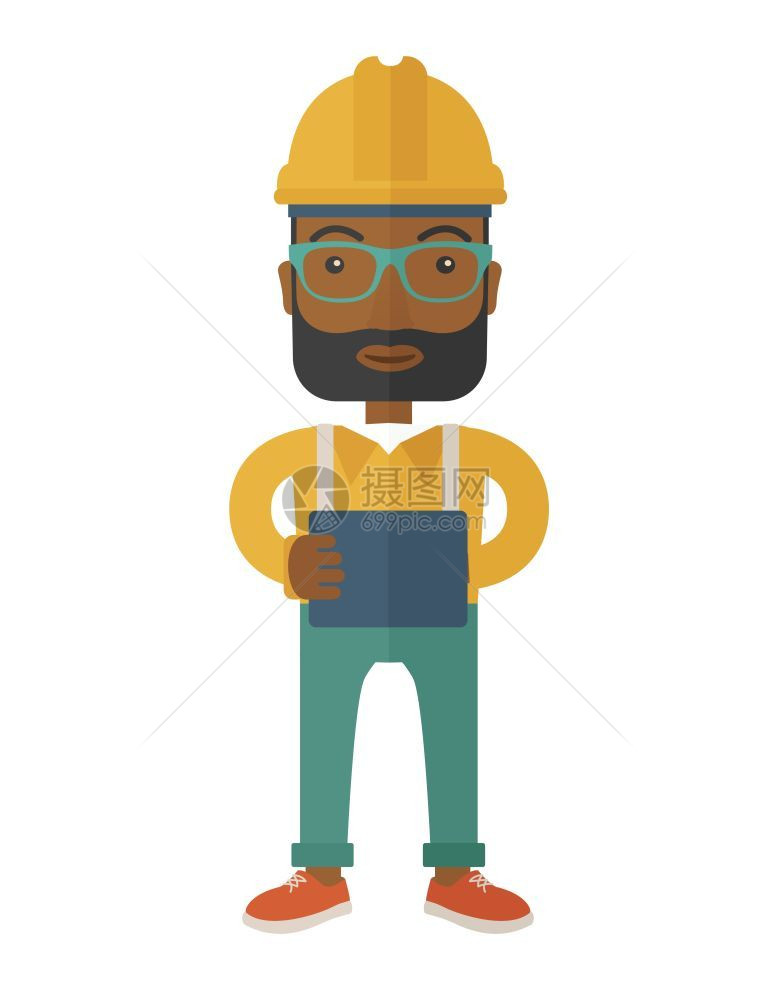 一位戴着安全帽的非洲男工人拿着平板电脑图片
