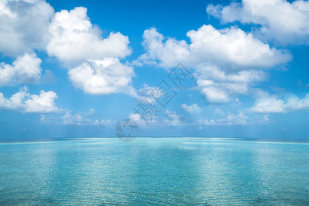 夏季的热带海洋美景图片