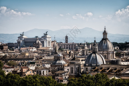 意大利古罗马建筑的全景景观图片