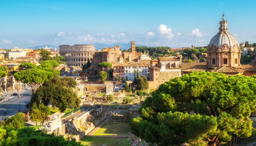 阳光下意大利著名的罗马论坛风光图片