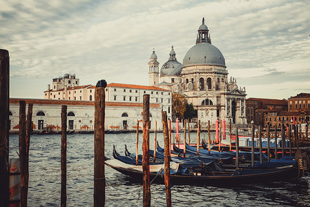 意大利著名的旅游城市风景图片