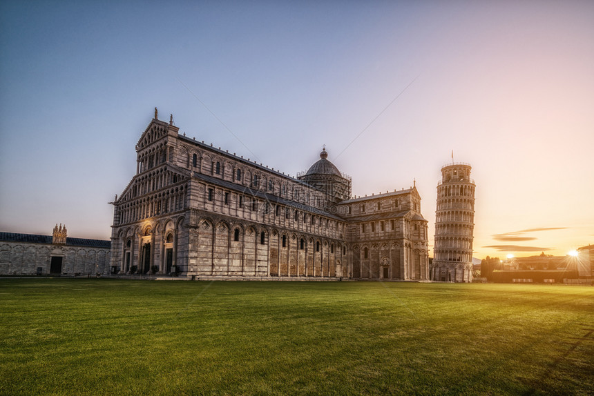 意大利著名旅游目的地比萨大教堂图片