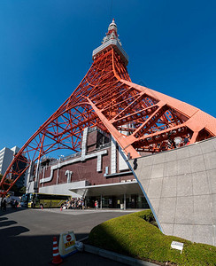 在日本东京塔入口拍摄照片图片