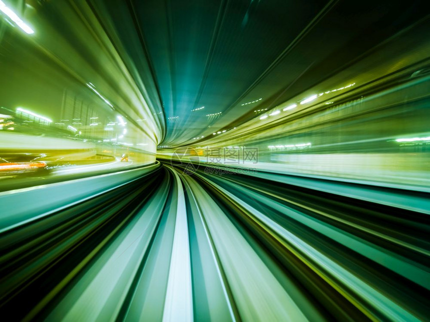 火车在城市铁路隧道移动运背景抽象模糊图片