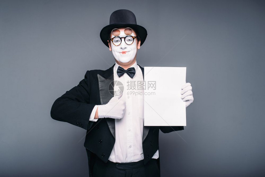 喜剧演员服装手套眼镜化妆面具和帽子图片