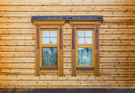 木制房屋窗的关闭木制房屋窗的关闭图片