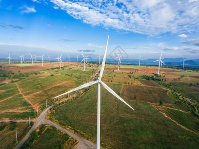 风力涡轮机提供可再生能源图片