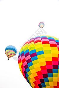 彩色热气球中空中飞行背景图片