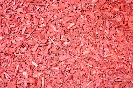 红色木屑切碎的护根物高清图片