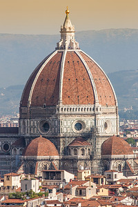 佛罗伦萨日落时的教堂图片