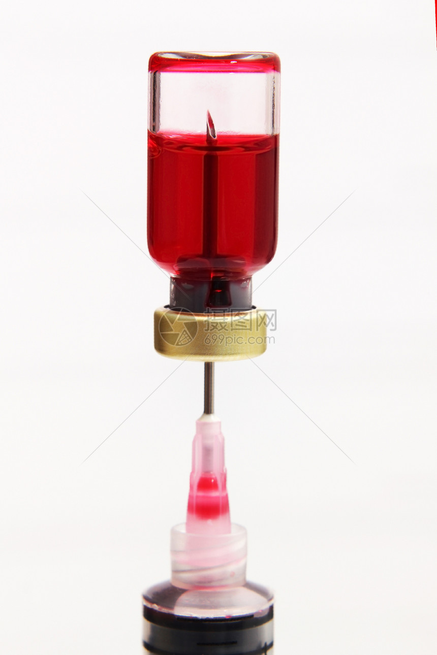 注射针筒和血液小瓶图片