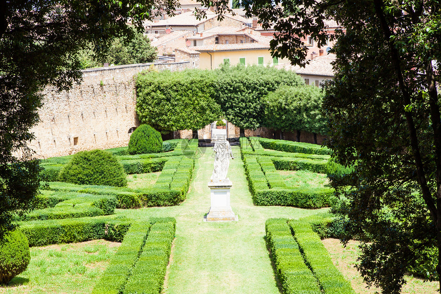 意大利土豆地区桑基里科有名的意大利兰地奥蒂列诺尼花园图片