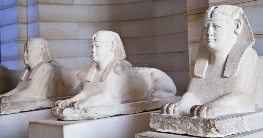 egyptianshxe连续三座雕像有用的fo博物馆概念图片