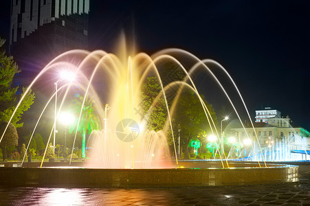 Batumi的多媒体彩激光音乐节目唱歌喷泉高清图片