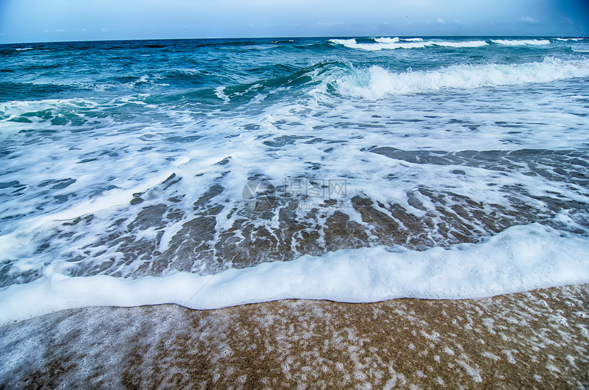 海景浪和沙滩风景图片