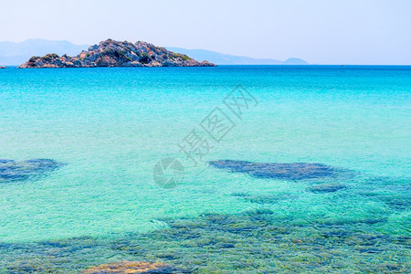 壮丽的海景绿爱琴海图片