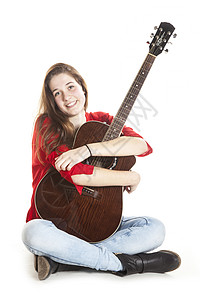 白色背景下女孩抱着吉他图片