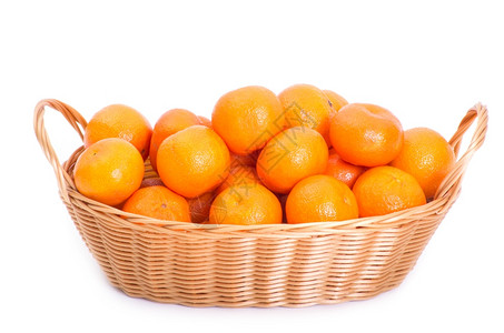 说好普通话在白底料切除线上分离的橘子或普通话水果背景
