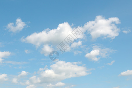 天空中的白云图片