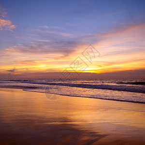 沙滩的日落图片