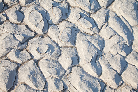 谷加州沙漠盐残留物的详情图片