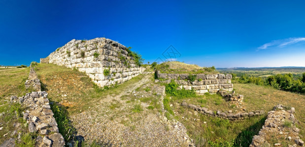 古老的阿塞里亚毁灭了全景达马提亚萨哥拉克罗提亚图片