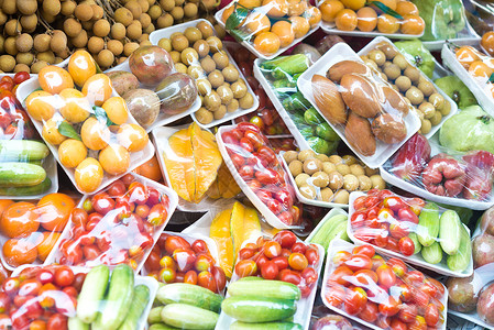 水果和蔬菜包装成的蔬菜图片