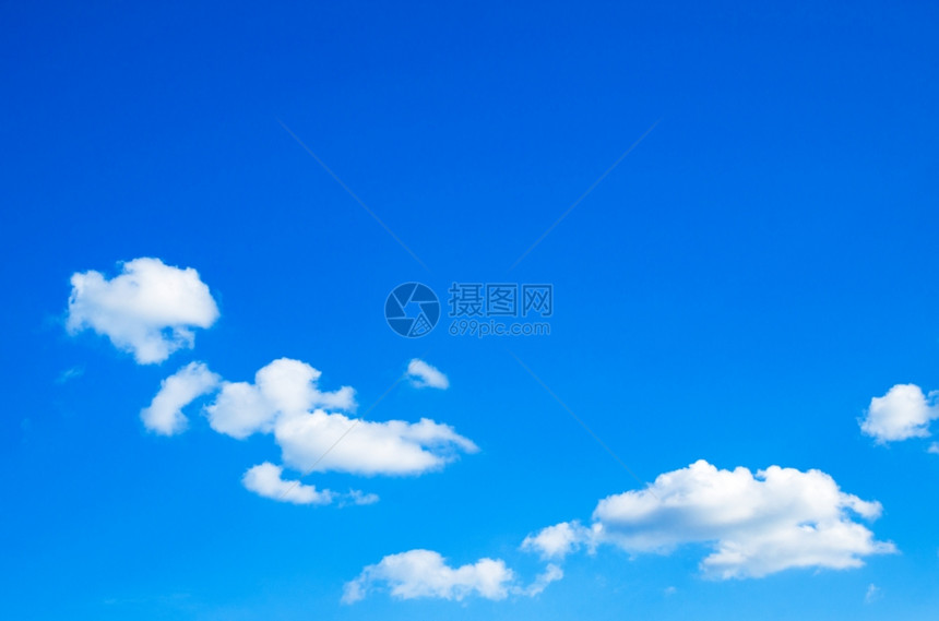 蓝天空背景有云图片