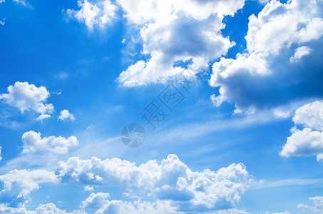 蓝天空中的白云图片