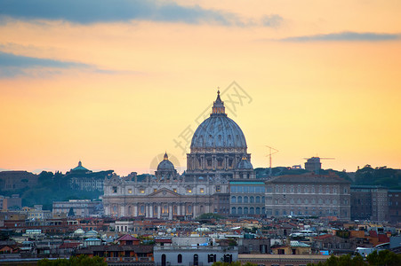 日落时的罗马视角与圣彼得大教堂italyxd图片