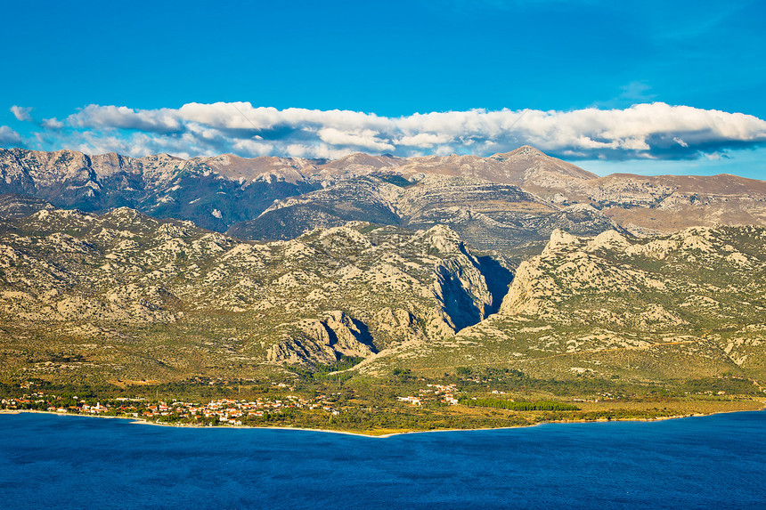 公园对croati的Velbit山的观视图片