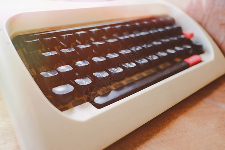 连接旧的有回写过滤样式的打字机背景图片