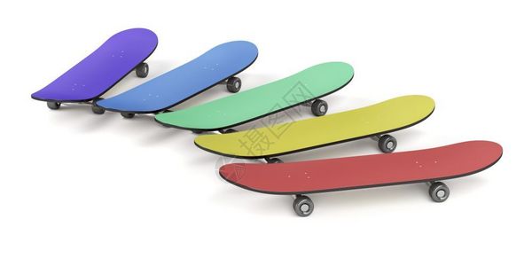 白色背景上不同颜的滑板组背景图片