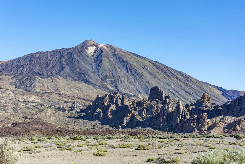 西班牙特纳里夫岛加那利群的火山潮下上阳光明媚的一天图片